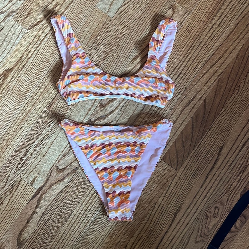 F E L L A suit - never worn!